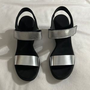 ECCO Silver Leather Wedge Sandals Size 8.5/39.